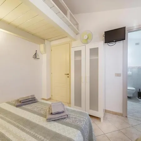 B&B Rotta Per Tavolara Loiri Porto San Paolo Exterior foto